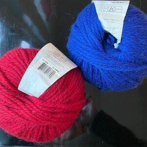 2 Balls NWT 100% Peruvian Wool, Super Bulky Wt. Yarn. Blue & Red Yarn Bundle